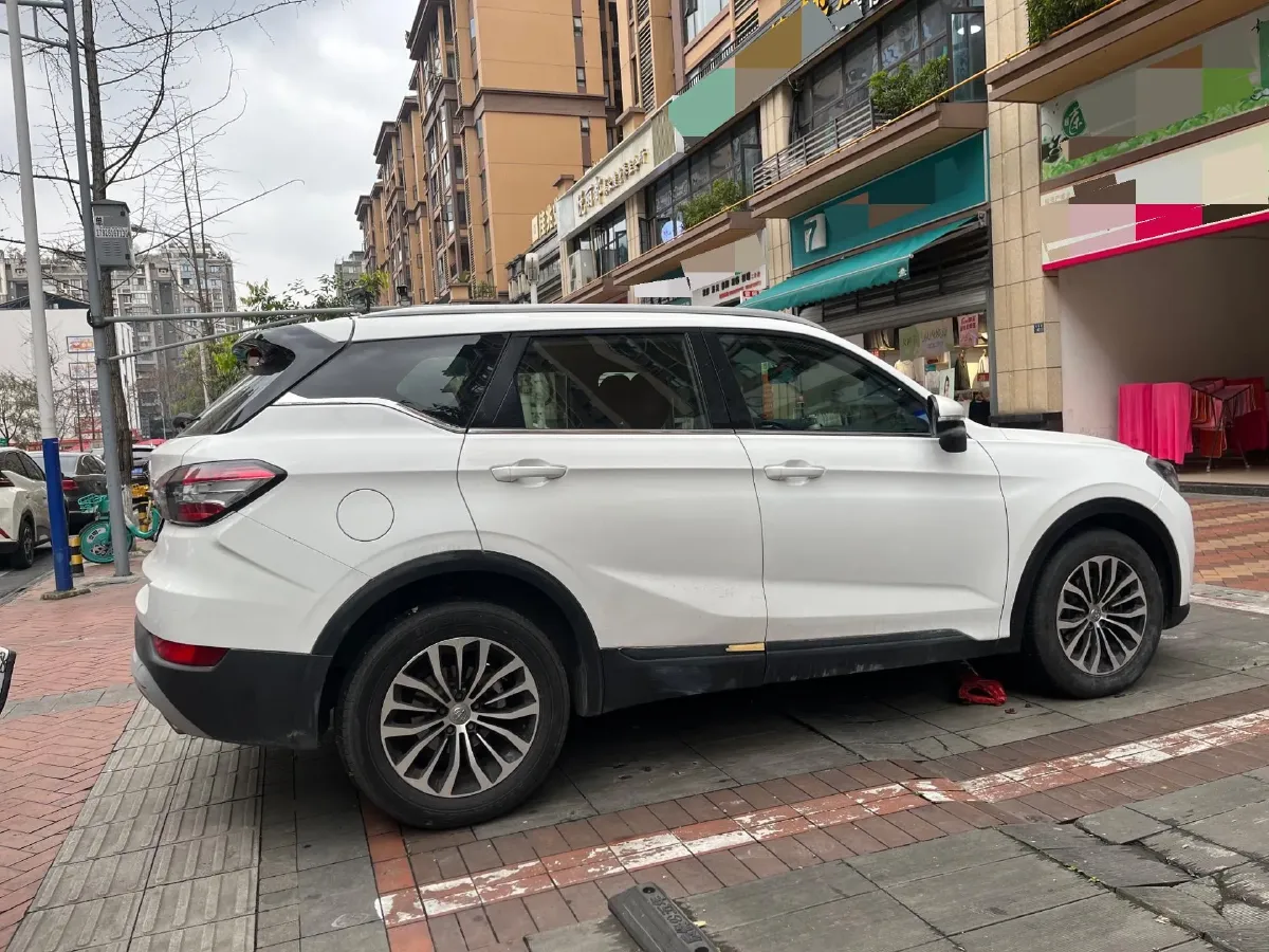 2018 Brilliance Auto V6 1.5T 150HP L4 7DCT,autocango,china used car exporter,china ev exporter,chinese used car exporter,chinese used ev exporter