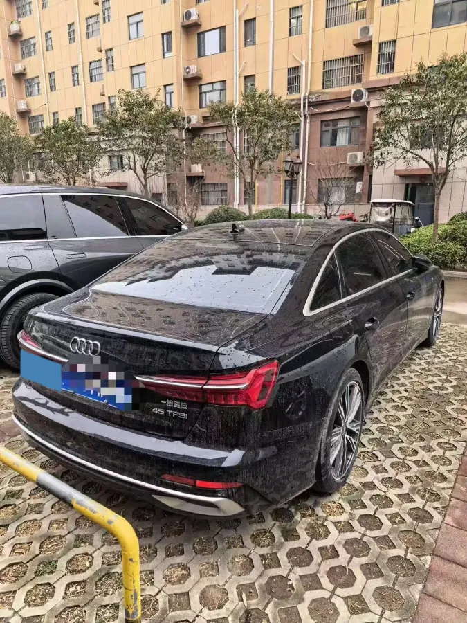 2024 Audi A6L 2.0T 245HP L4 7DCT,autocango,china used car exporter,china ev exporter,chinese used car exporter,chinese used ev exporter