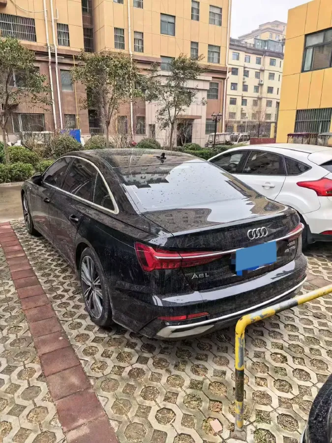 2024 Audi A6L 2.0T 245HP L4 7DCT,autocango,china used car exporter,china ev exporter,chinese used car exporter,chinese used ev exporter