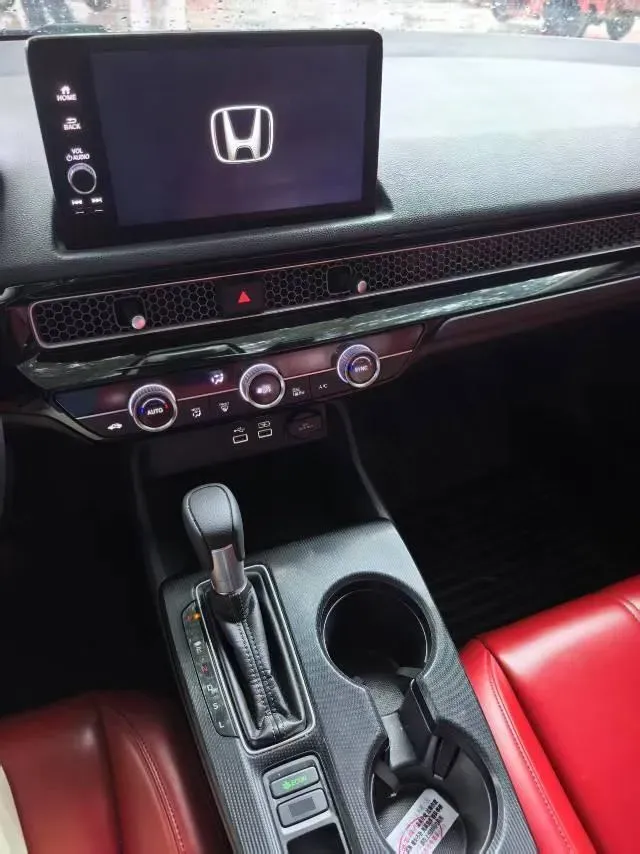 2022 Honda Civic 1.5T 182HP L4 CVT,autocango,china used car exporter,china ev exporter,chinese used car exporter,chinese used ev exporter