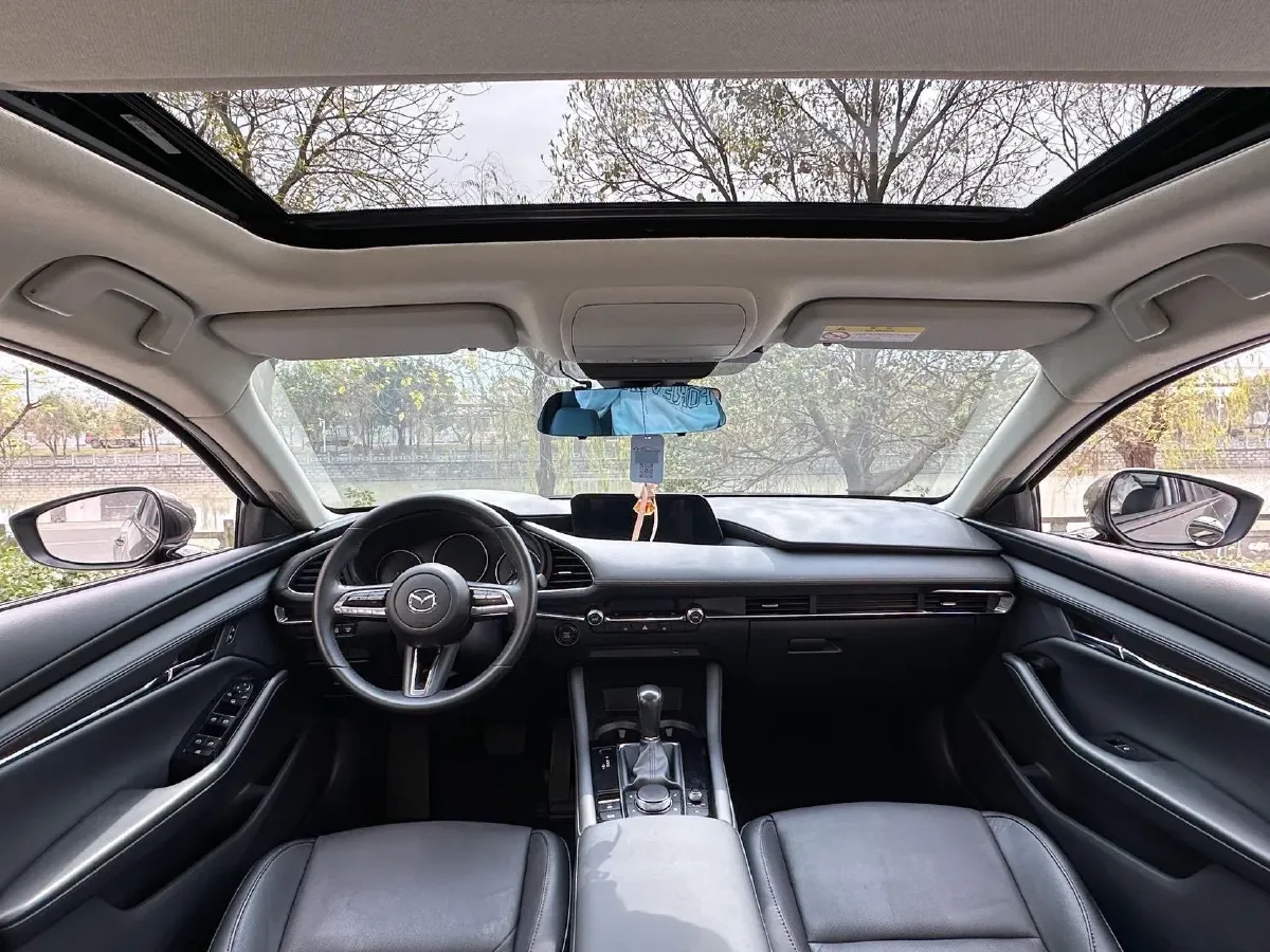 2020 Mazda 3 Axela 2.0L 158HP L4 6AT,autocango,china used car exporter,china ev exporter,chinese used car exporter,chinese used ev exporter