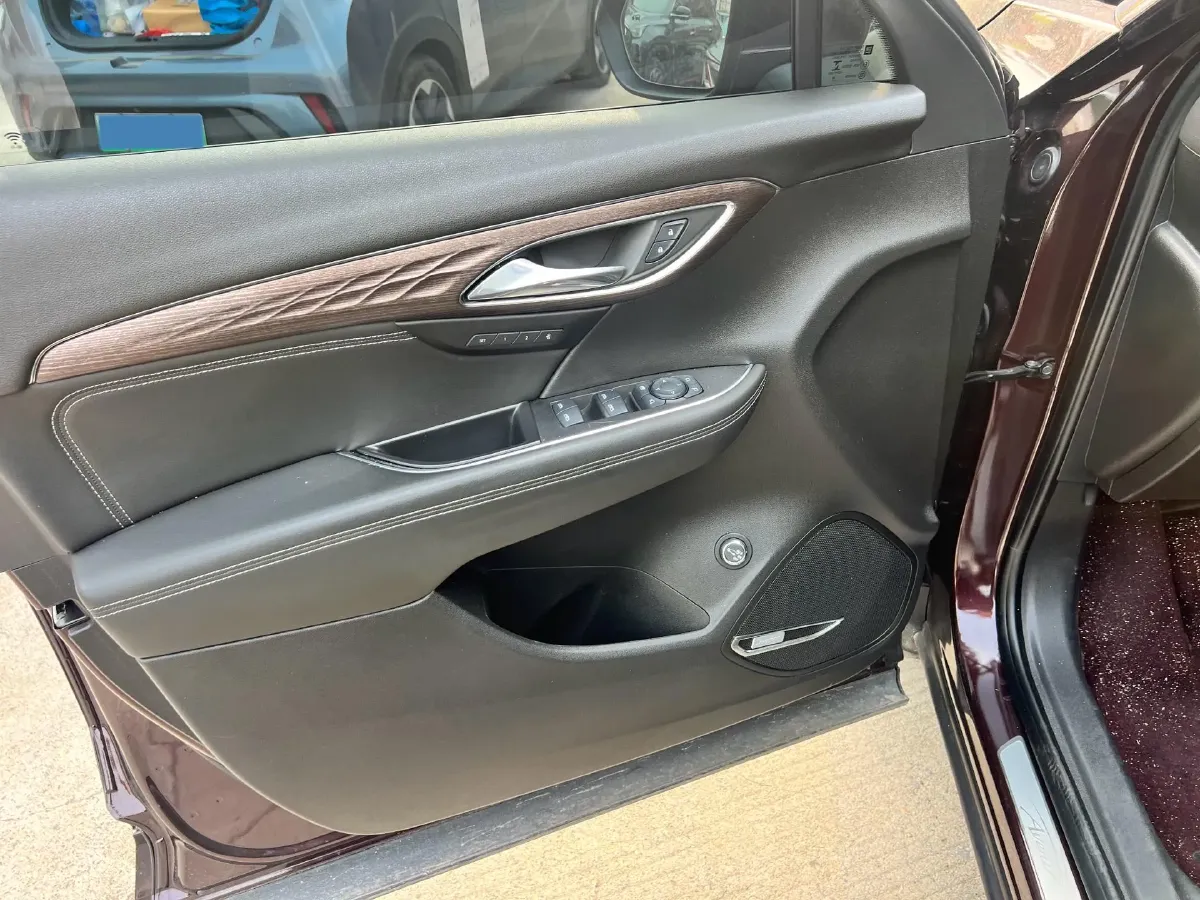 2022 Buick EnvisionPlus 2.0T 237HP L4 9AT,autocango,china used car exporter,china ev exporter,chinese used car exporter,chinese used ev exporter