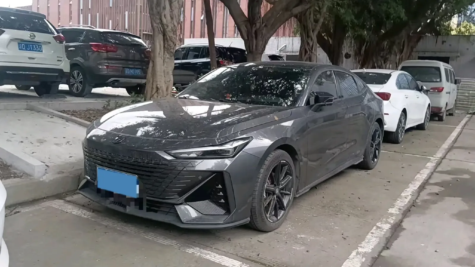 2023 ChangAn UNI-V 1.5T 188HP L4 7DCT,autocango,china used car exporter,china ev exporter,chinese used car exporter,chinese used ev exporter