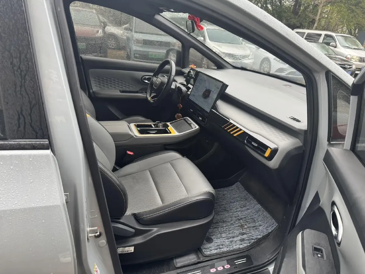 2022 Geely Okavango 1.8T 184HP L4 7DCT,autocango,china used car exporter,china ev exporter,chinese used car exporter,chinese used ev exporter