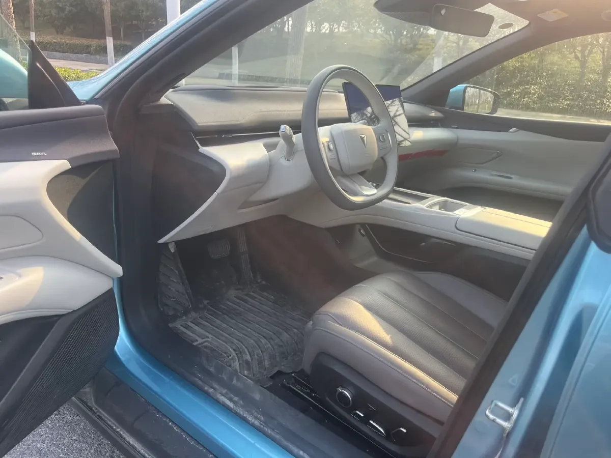 2024 Deepal L07 1.5L 98HP L4 REEV 28.39KWH,autocango,china used car exporter,china ev exporter,chinese used car exporter,chinese used ev exporter