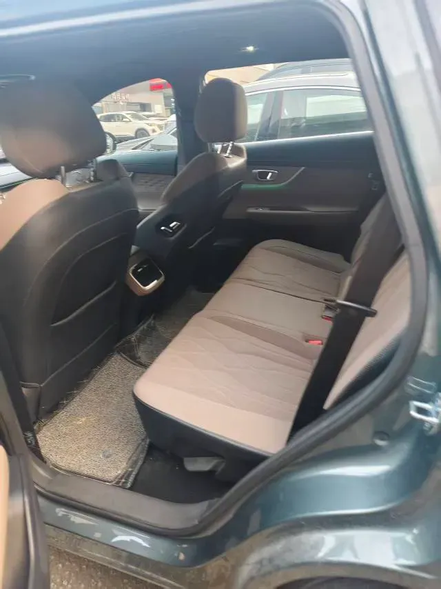 2025 Chery Tiggo 8 Plus 1.6T 197HP L4 7DCT,autocango,china used car exporter,china ev exporter,chinese used car exporter,chinese used ev exporter