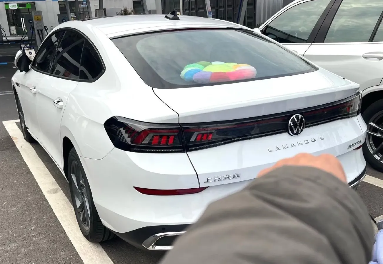 2024 Volkswagen Lamando 1.4T 150HP L4 7DCT,autocango,china used car exporter,china ev exporter,chinese used car exporter,chinese used ev exporter