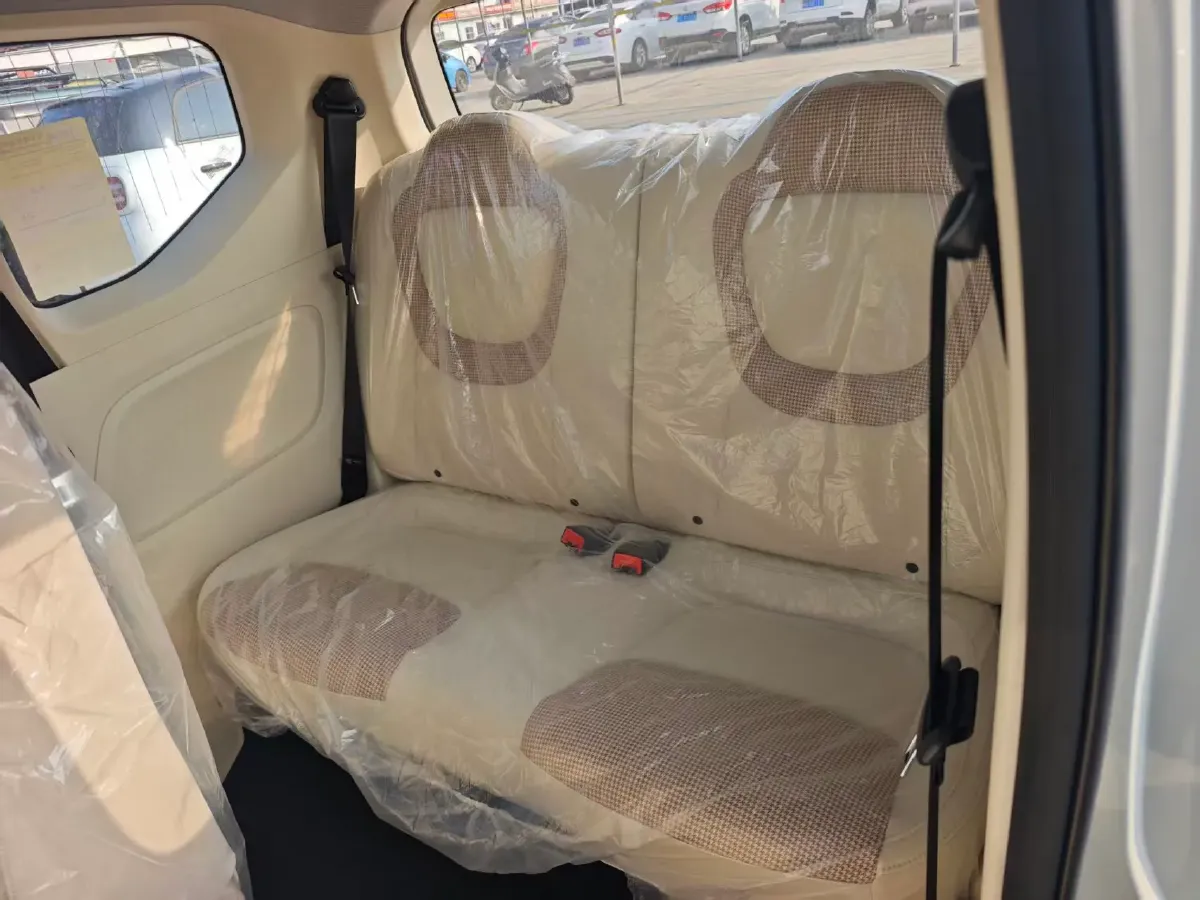 2024 WuLing HongGuang MINI EV BEV 17.3KWH,autocango,china used car exporter,china ev exporter,chinese used car exporter,chinese used ev exporter