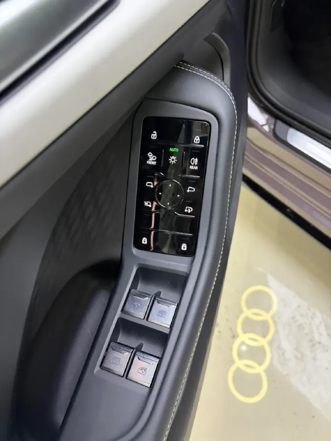 2026 Audi A5L 2.0T 170HP L4 7DCT,autocango,china used car exporter,china ev exporter,chinese used car exporter,chinese used ev exporter