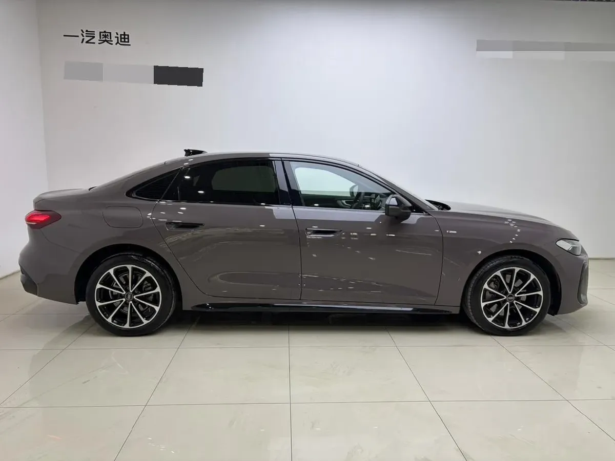 2026 Audi A5L 2.0T 170HP L4 7DCT,autocango,china used car exporter,china ev exporter,chinese used car exporter,chinese used ev exporter