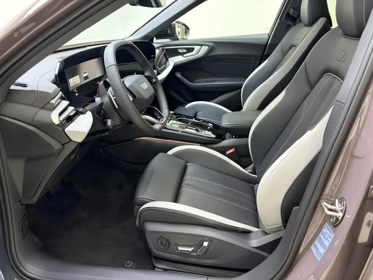 2026 Audi A5L 2.0T 170HP L4 7DCT,autocango,china used car exporter,china ev exporter,chinese used car exporter,chinese used ev exporter