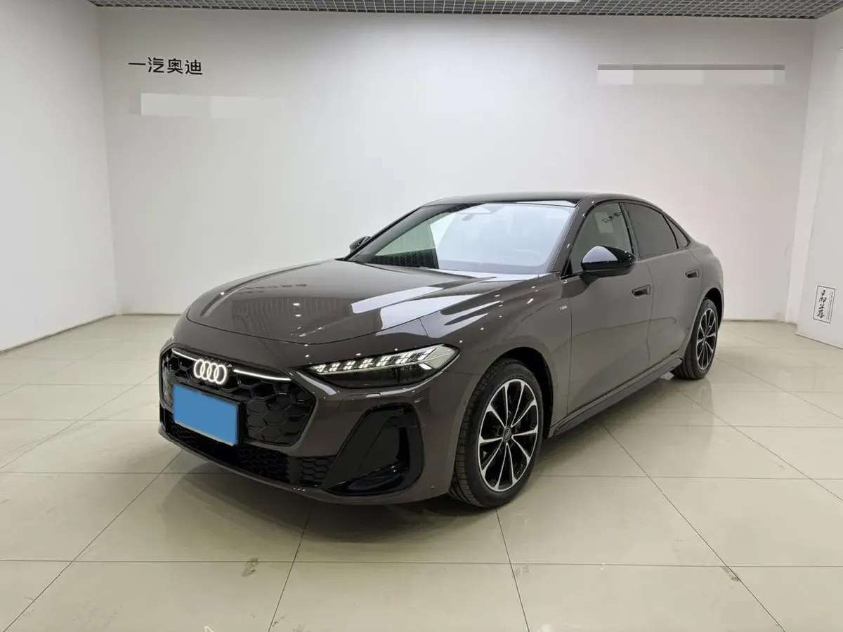 2026 Audi A5L 2.0T 170HP L4 7DCT,autocango,china used car exporter,china ev exporter,chinese used car exporter,chinese used ev exporter