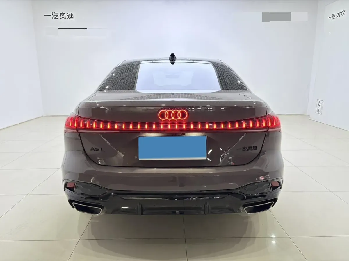 2026 Audi A5L 2.0T 170HP L4 7DCT,autocango,china used car exporter,china ev exporter,chinese used car exporter,chinese used ev exporter