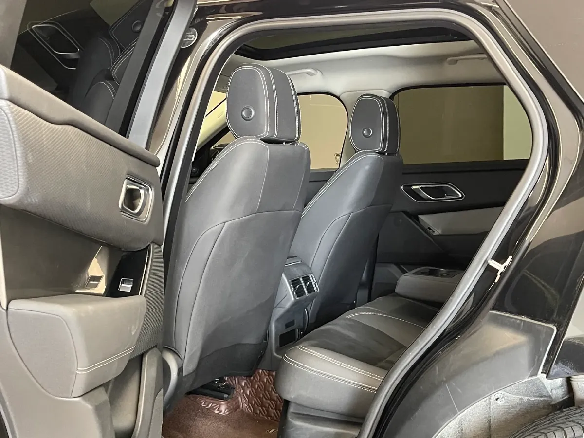 2019 Land Rover Range Rover Velar 2.0T 250HP L4 8AT,autocango,china used car exporter,china ev exporter,chinese used car exporter,chinese used ev exporter