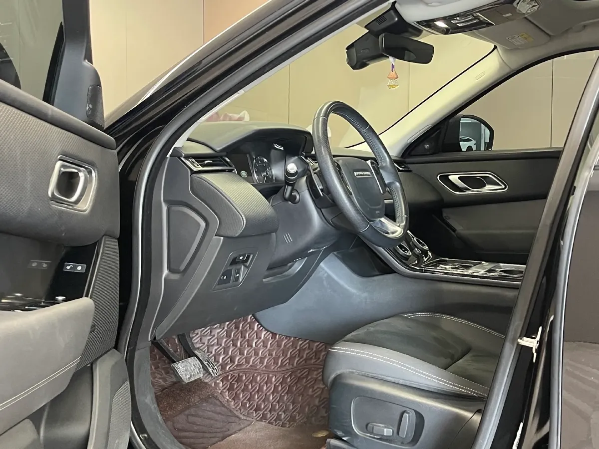 2019 Land Rover Range Rover Velar 2.0T 250HP L4 8AT,autocango,china used car exporter,china ev exporter,chinese used car exporter,chinese used ev exporter