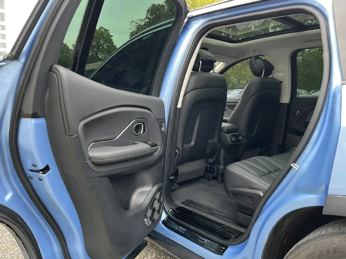 2018 NIO ES8 BEV 70KWH,autocango,china used car exporter,china ev exporter,chinese used car exporter,chinese used ev exporter