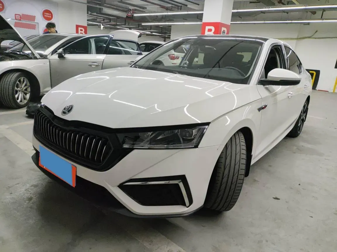 2022 Skoda Octavia 1.4T 150HP L4 7DCT,autocango,china used car exporter,china ev exporter,chinese used car exporter,chinese used ev exporter