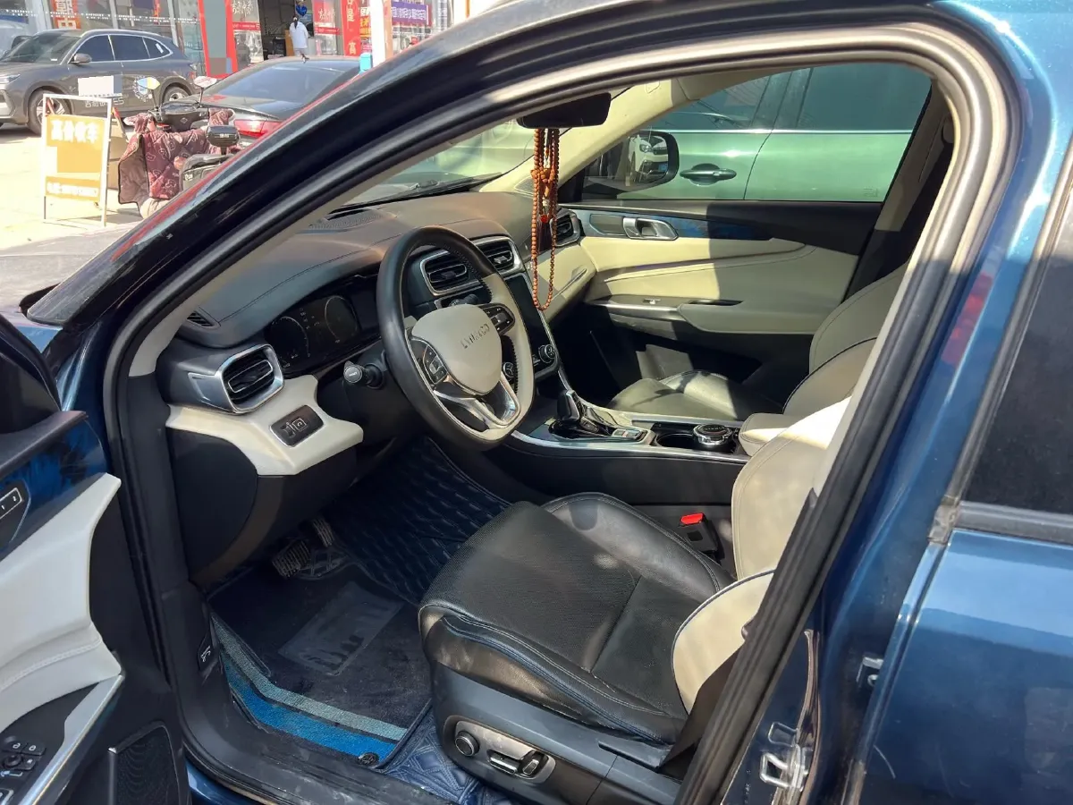 2019 Renault Kadjar 2.0L 154HP L4 CVT,autocango,china used car exporter,china ev exporter,chinese used car exporter,chinese used ev exporter