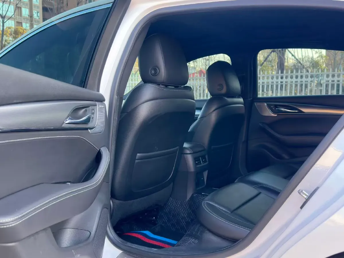 2021 Cadillac CT5 2.0T 237HP L4 10AT,autocango,china used car exporter,china ev exporter,chinese used car exporter,chinese used ev exporter