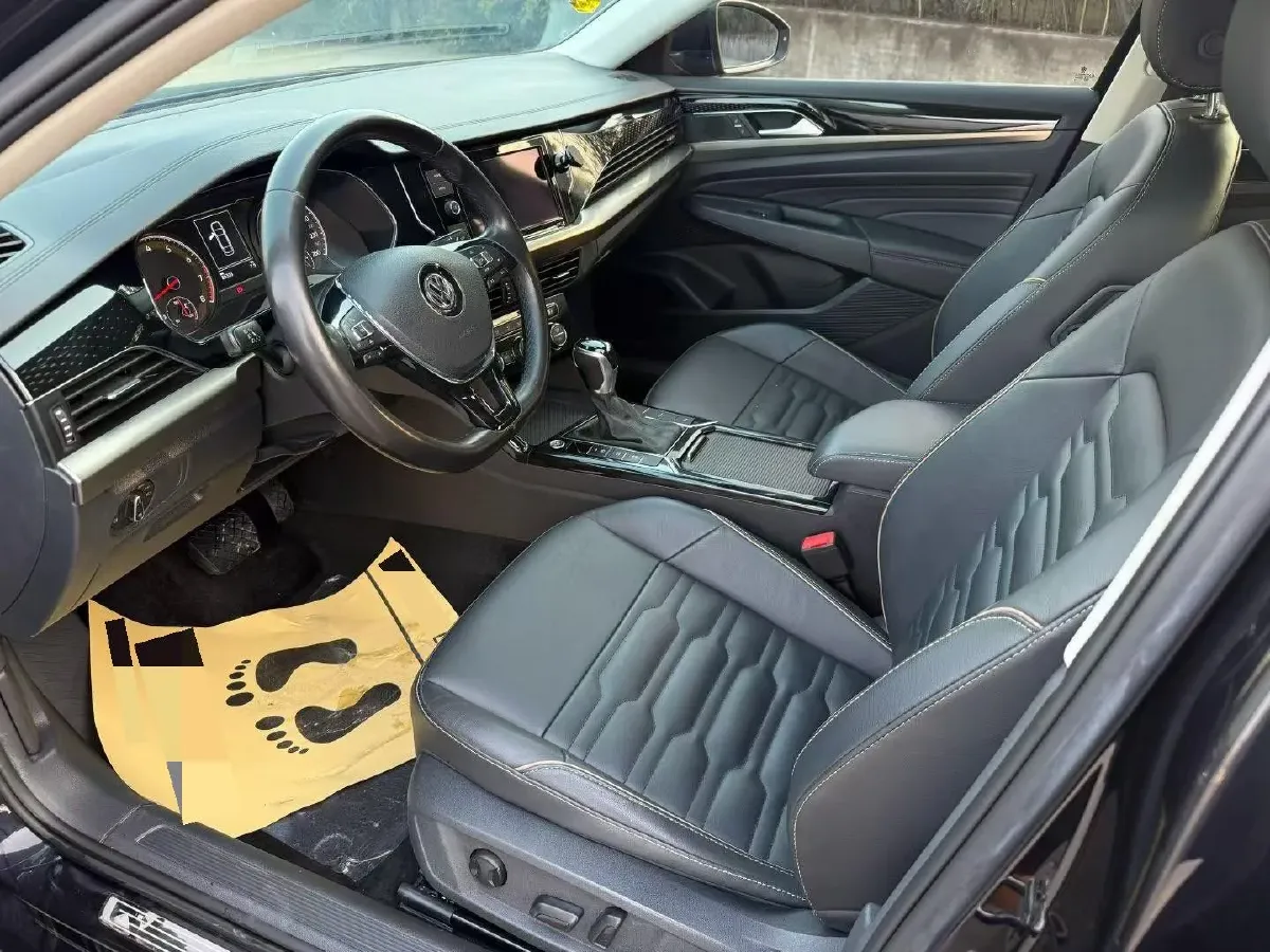 2019 Skoda Kodiak 2.0T 186HP L4 7DCT,autocango,china used car exporter,china ev exporter,chinese used car exporter,chinese used ev exporter