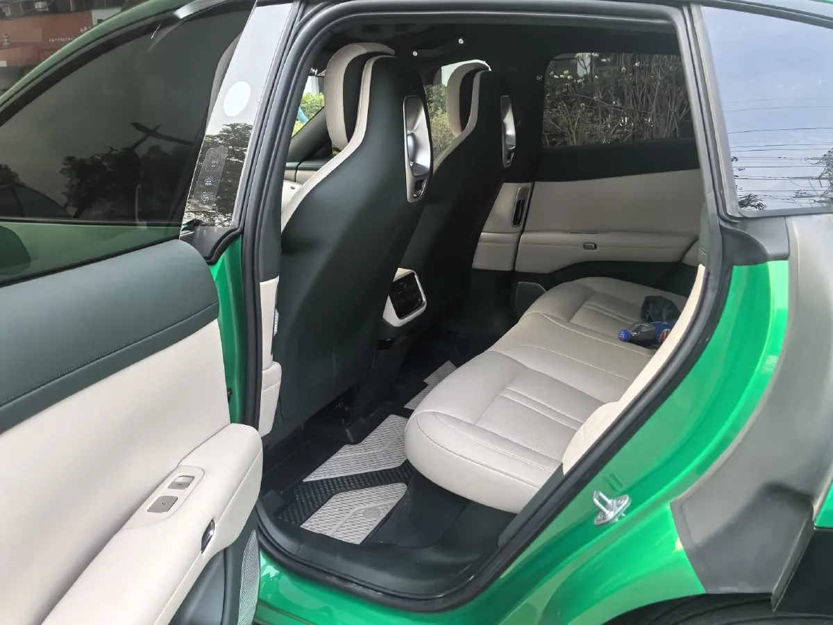 2025 MI YU7 BEV 96.3KWH,autocango,china used car exporter,china ev exporter,chinese used car exporter,chinese used ev exporter