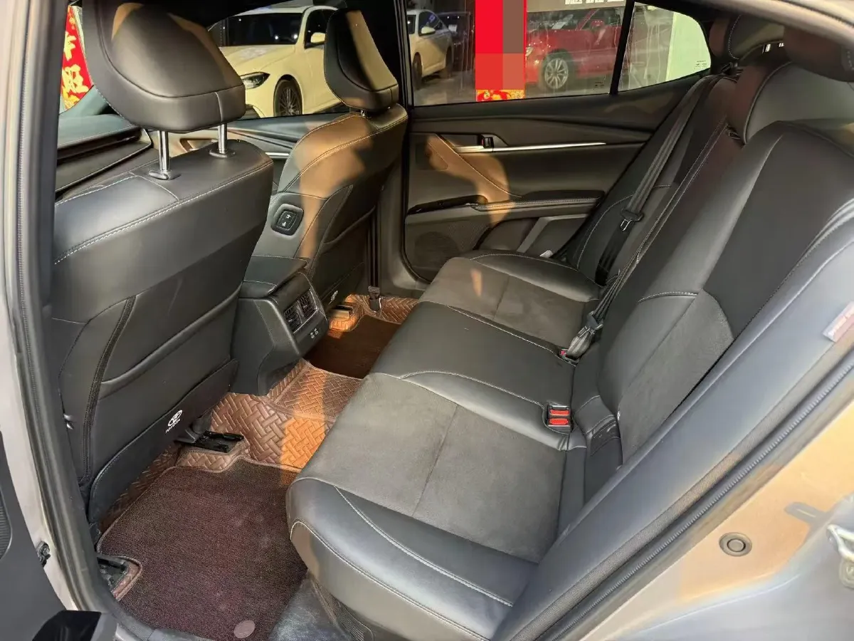 2024 Toyota Camry 2.0L 152HP L4 E-CVT Hybrid,autocango,china used car exporter,china ev exporter,chinese used car exporter,chinese used ev exporter