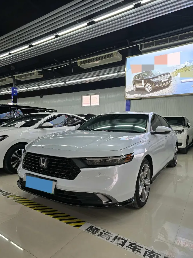 2023 Honda Accord 2.0L 148HP L4 E-CVT PHEV 17.7KWH,autocango,china used car exporter,china ev exporter,chinese used car exporter,chinese used ev exporter