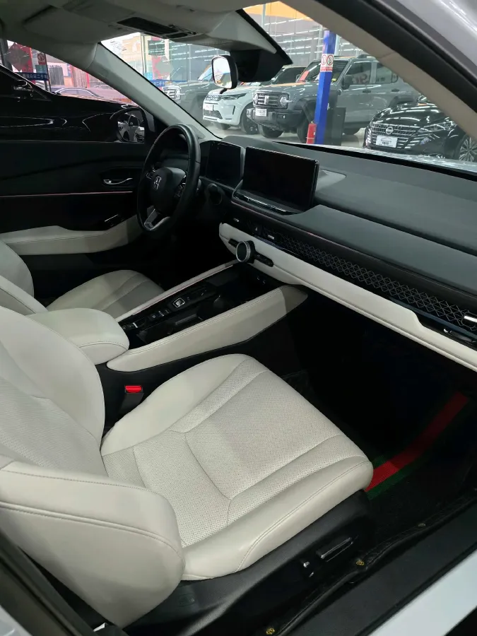 2023 Honda Accord 2.0L 148HP L4 E-CVT PHEV 17.7KWH,autocango,china used car exporter,china ev exporter,chinese used car exporter,chinese used ev exporter