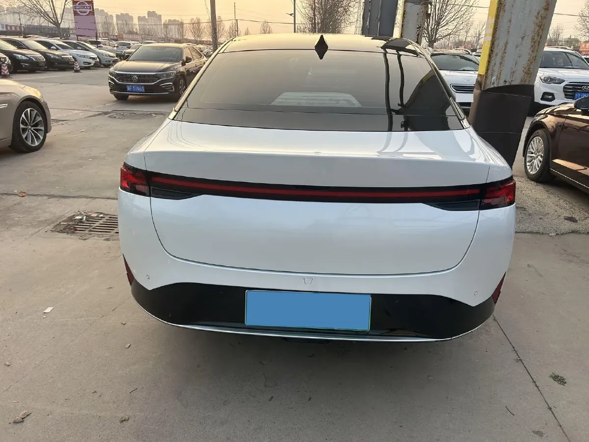 2021 ChangAn UNI-K 2.0T 233HP L4 8AT,autocango,china used car exporter,china ev exporter,chinese used car exporter,chinese used ev exporter