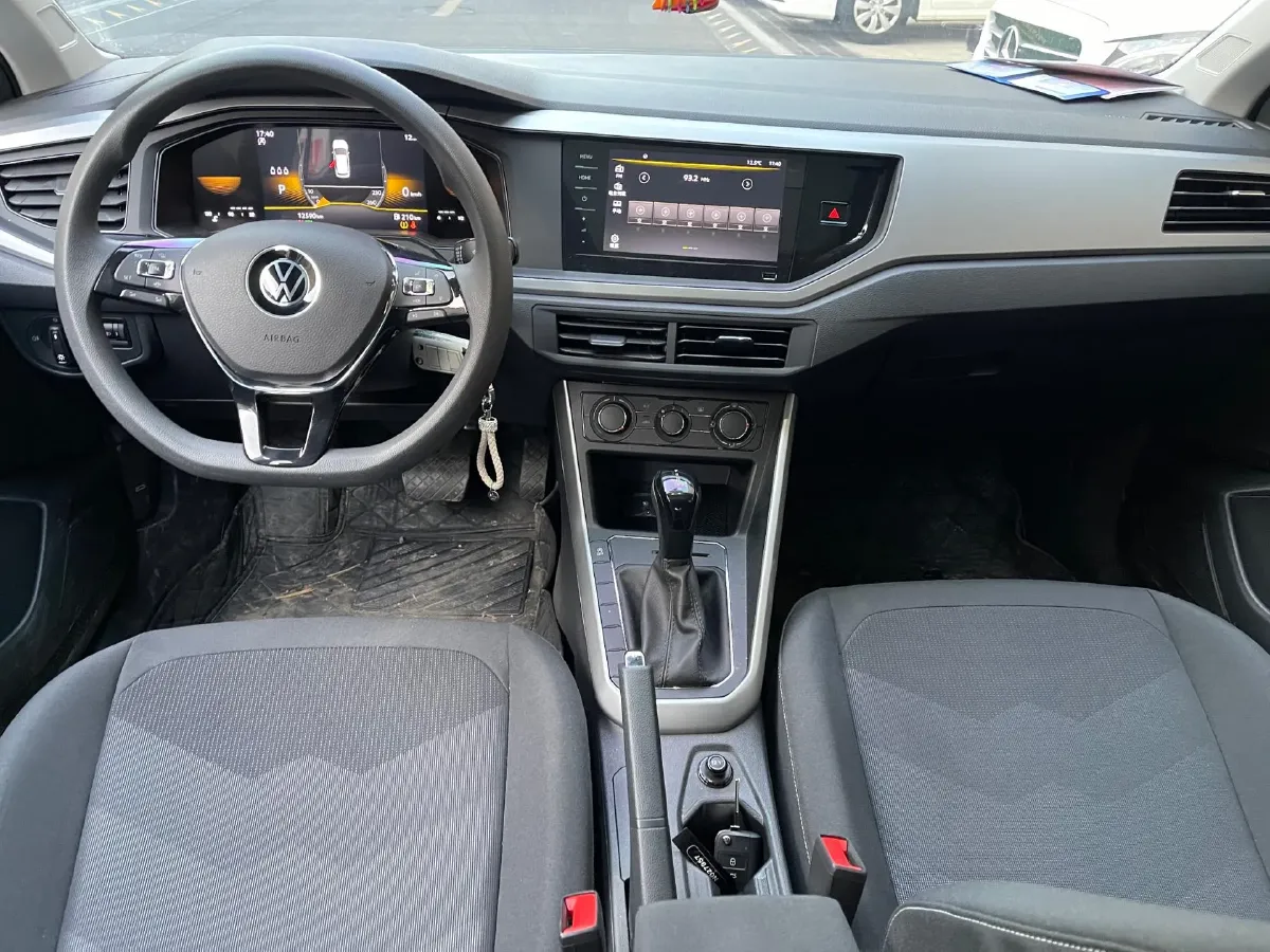 2023 Volkswagen Polo 1.5L 110HP L4 6AT,autocango,china used car exporter,china ev exporter,chinese used car exporter,chinese used ev exporter