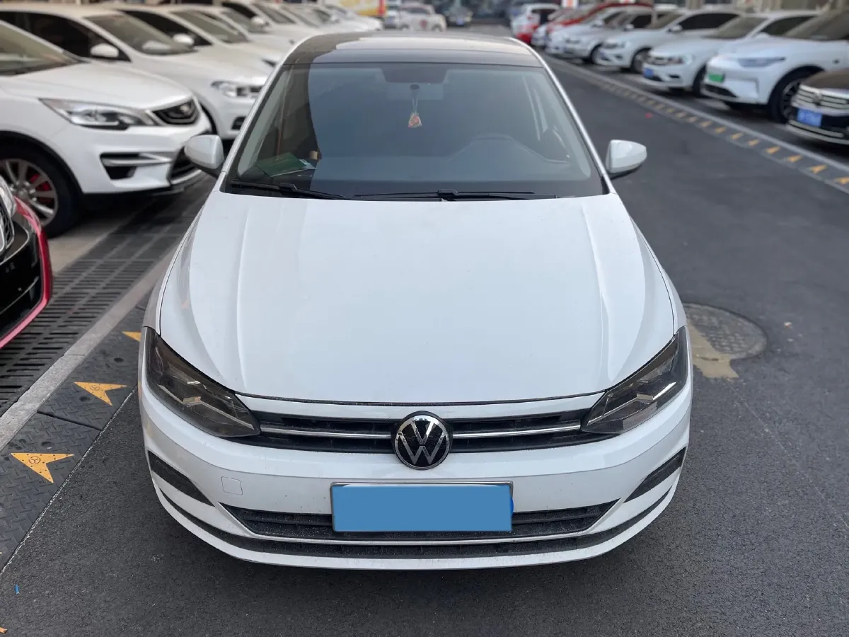 2023 Volkswagen Polo 1.5L 110HP L4 6AT,autocango,china used car exporter,china ev exporter,chinese used car exporter,chinese used ev exporter