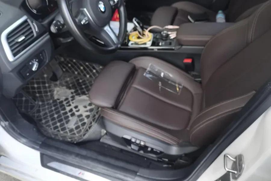 2020 BMW 1 Series 1.5T 140HP L3 7DCT,autocango,china used car exporter,china ev exporter,chinese used car exporter,chinese used ev exporter