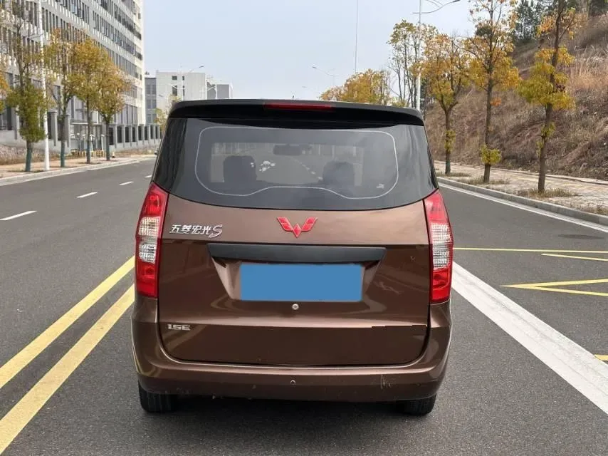 2015 WuLing HongGuang 1.5L 112HP L4 5MT,autocango,china used car exporter,china ev exporter,chinese used car exporter,chinese used ev exporter