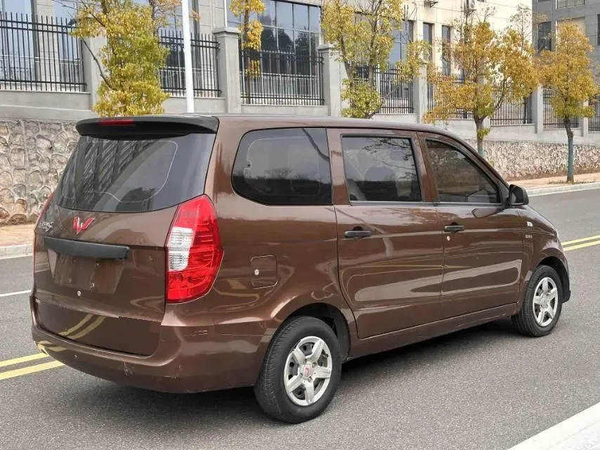 2015 WuLing HongGuang 1.5L 112HP L4 5MT,autocango,china used car exporter,china ev exporter,chinese used car exporter,chinese used ev exporter