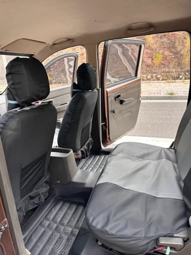 2015 WuLing HongGuang 1.5L 112HP L4 5MT,autocango,china used car exporter,china ev exporter,chinese used car exporter,chinese used ev exporter