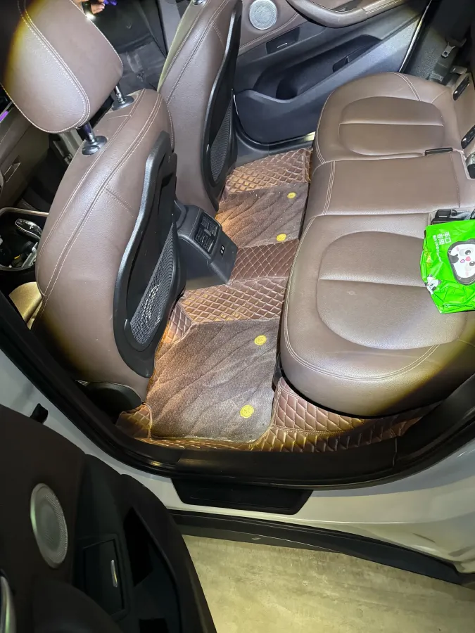 2021 BMW X1 2.0T 192HP L4 7DCT,autocango,china used car exporter,china ev exporter,chinese used car exporter,chinese used ev exporter