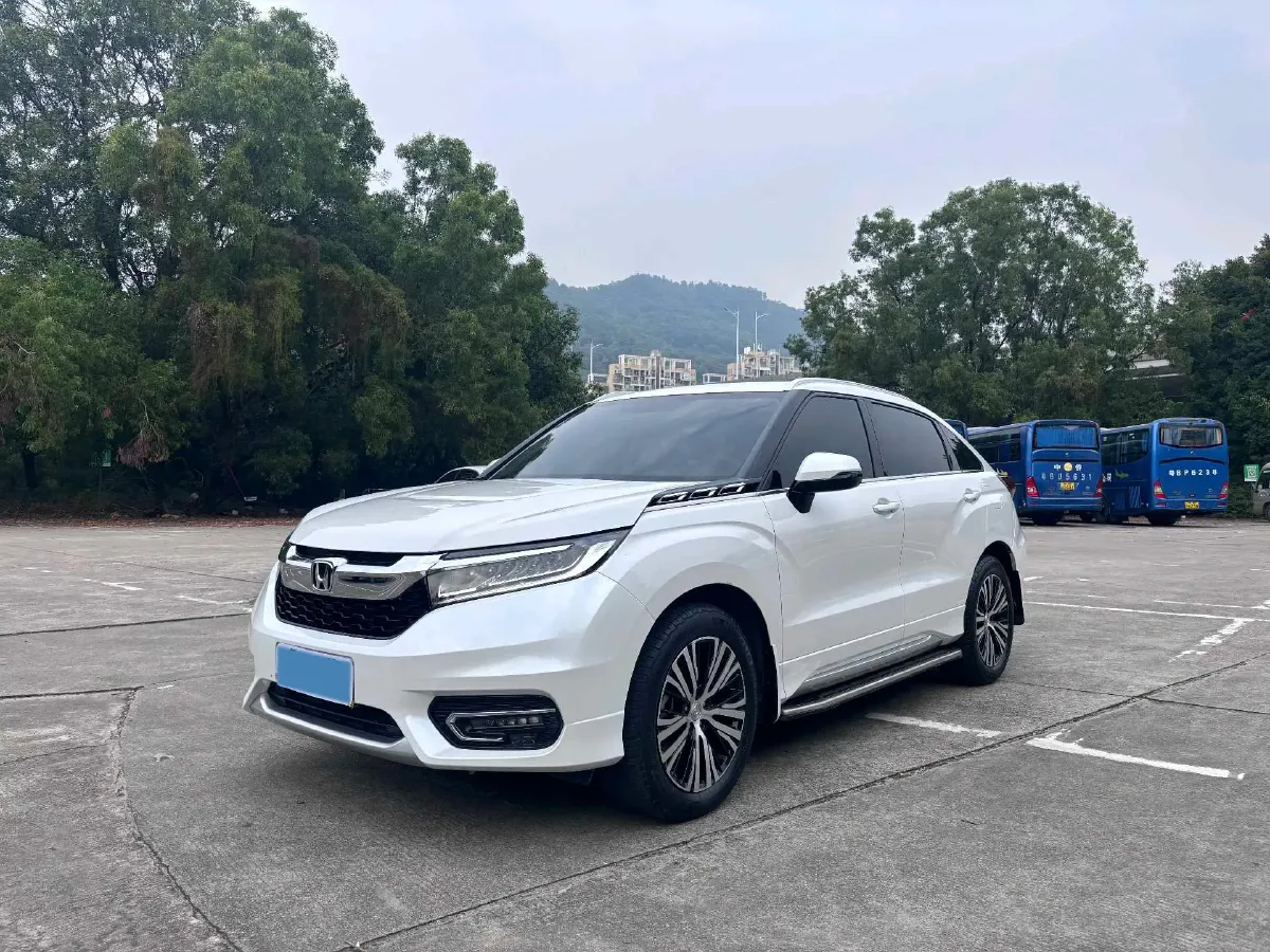 2017 Honda Avancier 2.0T 272HP L4 9AT,autocango,china used car exporter,china ev exporter,chinese used car exporter,chinese used ev exporter