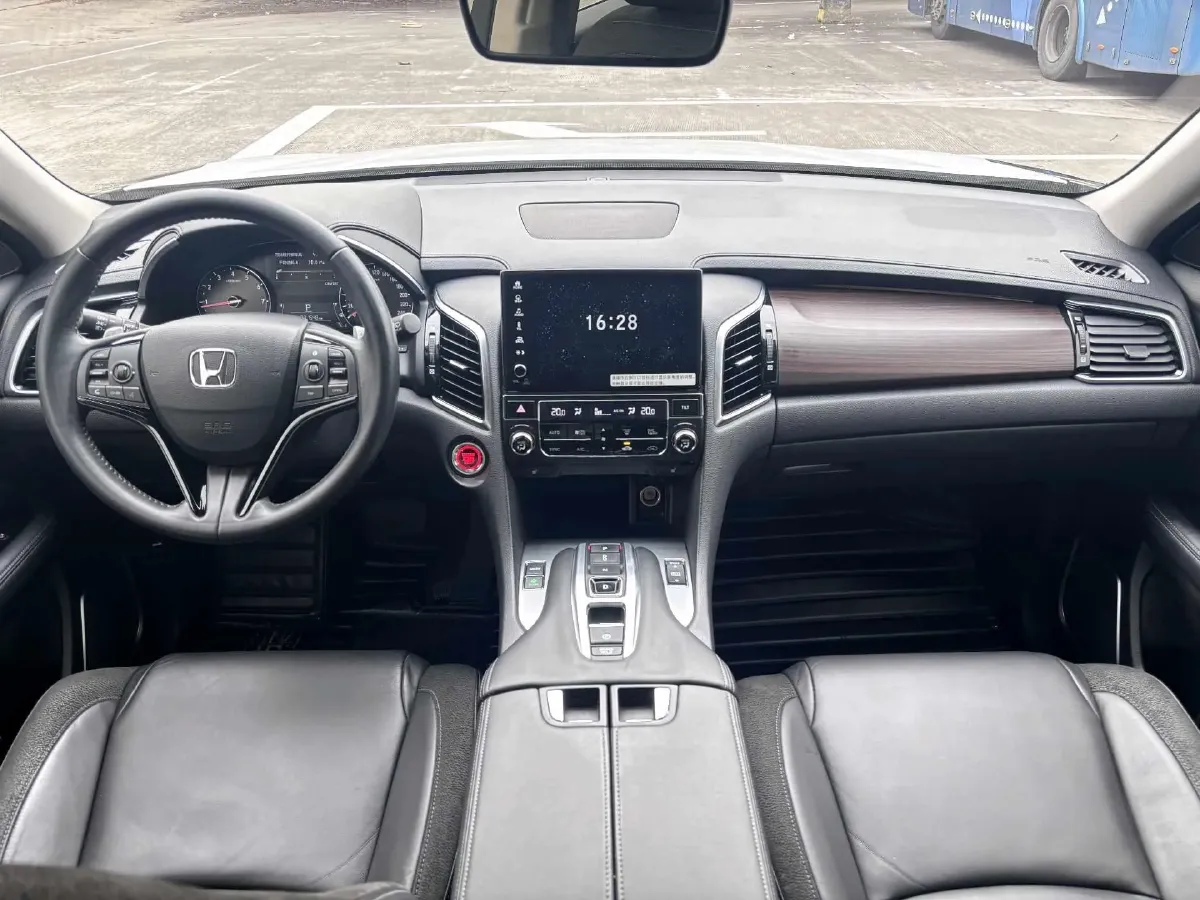 2017 Honda Avancier 2.0T 272HP L4 9AT,autocango,china used car exporter,china ev exporter,chinese used car exporter,chinese used ev exporter