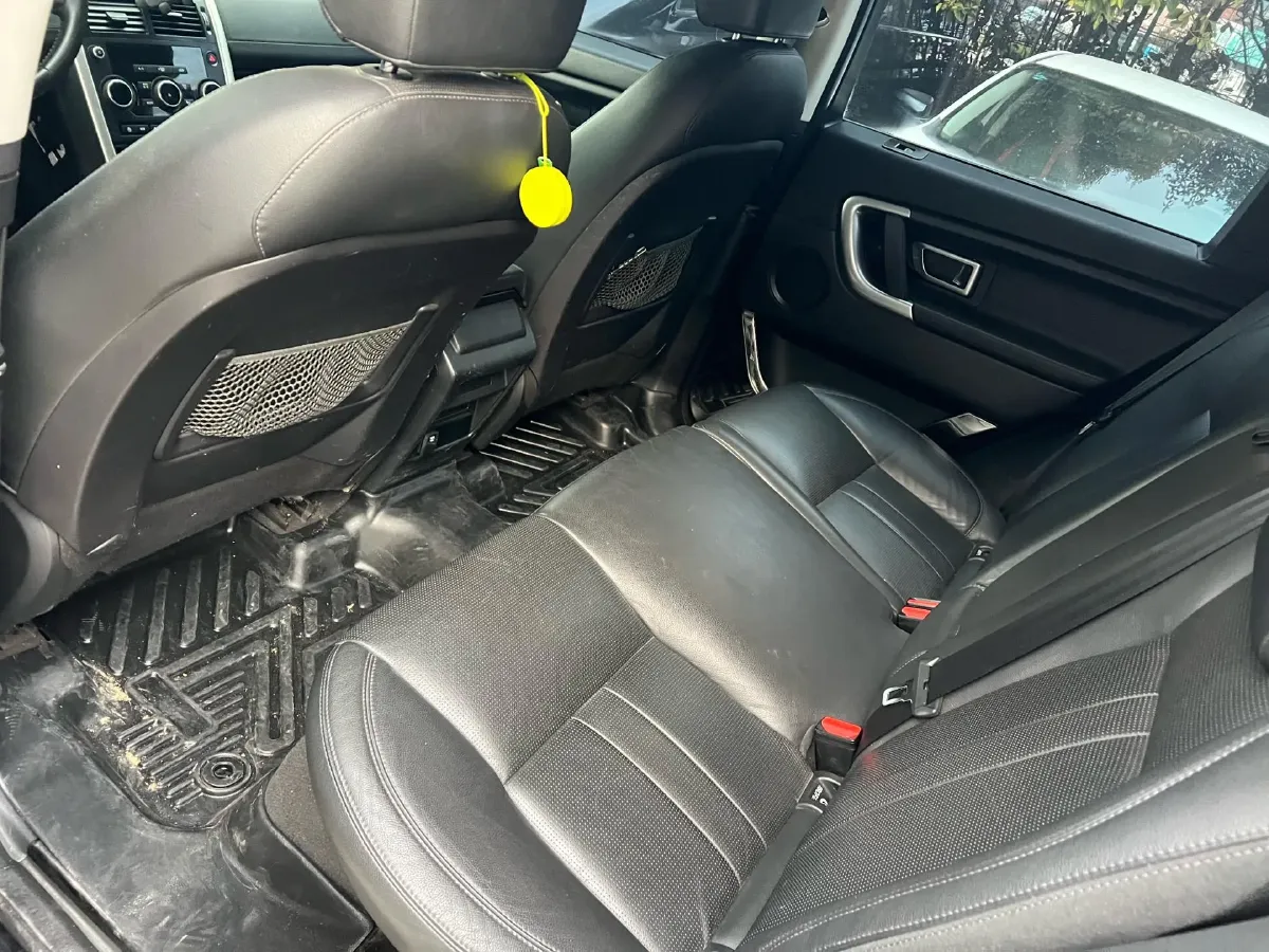 2018 Land Rover Discovery Sport 2.0T 241HP L4 9AT,autocango,china used car exporter,china ev exporter,chinese used car exporter,chinese used ev exporter