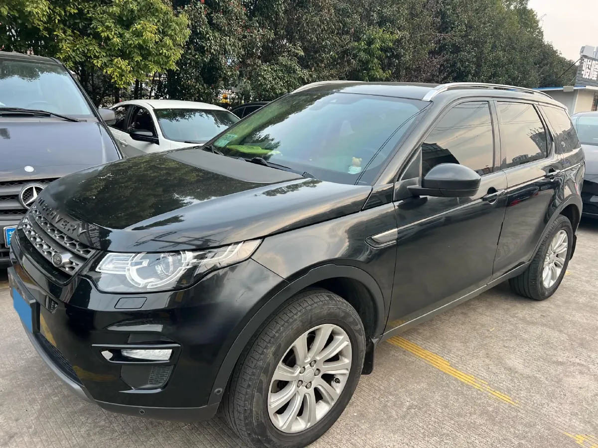 2018 Land Rover Discovery Sport 2.0T 241HP L4 9AT,autocango,china used car exporter,china ev exporter,chinese used car exporter,chinese used ev exporter