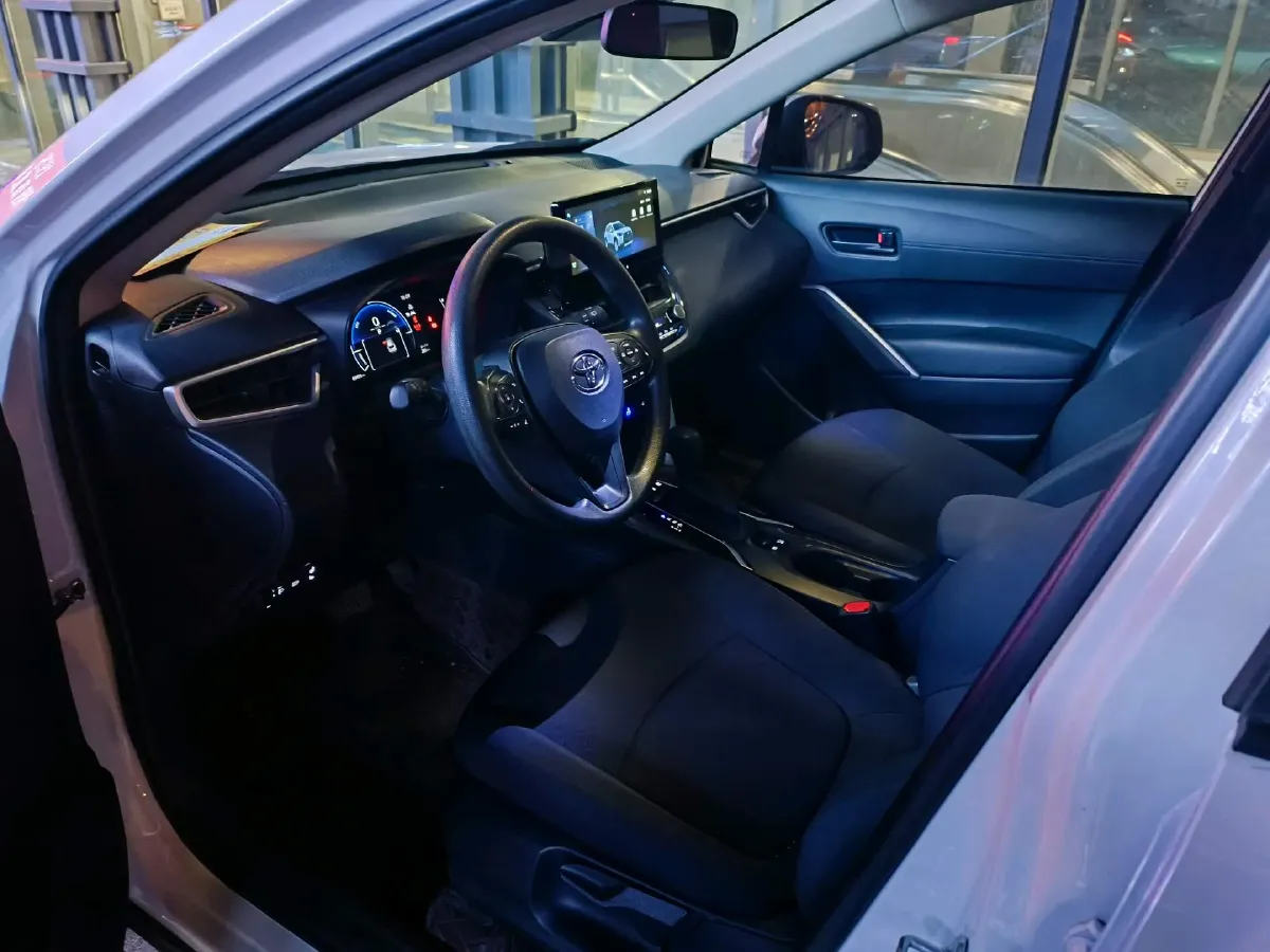 2023 Toyota Corolla Cross 2.0L 152HP L4 E-CVT Hybrid,autocango,china used car exporter,china ev exporter,chinese used car exporter,chinese used ev exporter