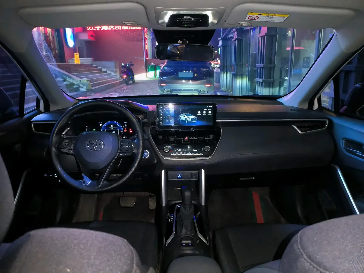 2023 Toyota Corolla Cross 2.0L 152HP L4 E-CVT Hybrid,autocango,china used car exporter,china ev exporter,chinese used car exporter,chinese used ev exporter