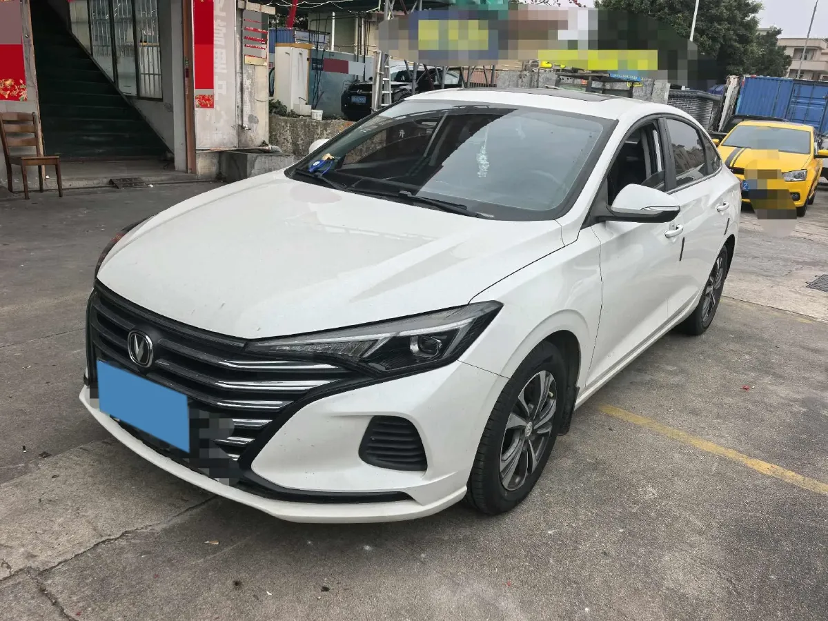 2021 ChangAn Eado 1.6L 128HP L4 5MT,autocango,china used car exporter,china ev exporter,chinese used car exporter,chinese used ev exporter