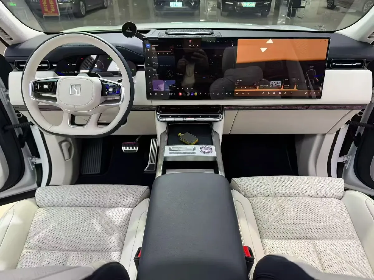 2025 Zeekr 9X 2.0T 279HP L4 1DHT PHEV,autocango,china used car exporter,china ev exporter,chinese used car exporter,chinese used ev exporter