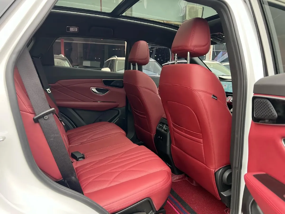 2025 Jetour X70 Plus 1.5T 156HP L4 6DCT,autocango,china used car exporter,china ev exporter,chinese used car exporter,chinese used ev exporter