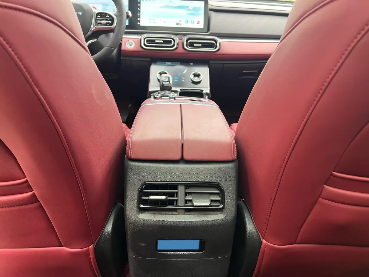 2025 Jetour X70 Plus 1.5T 156HP L4 6DCT,autocango,china used car exporter,china ev exporter,chinese used car exporter,chinese used ev exporter