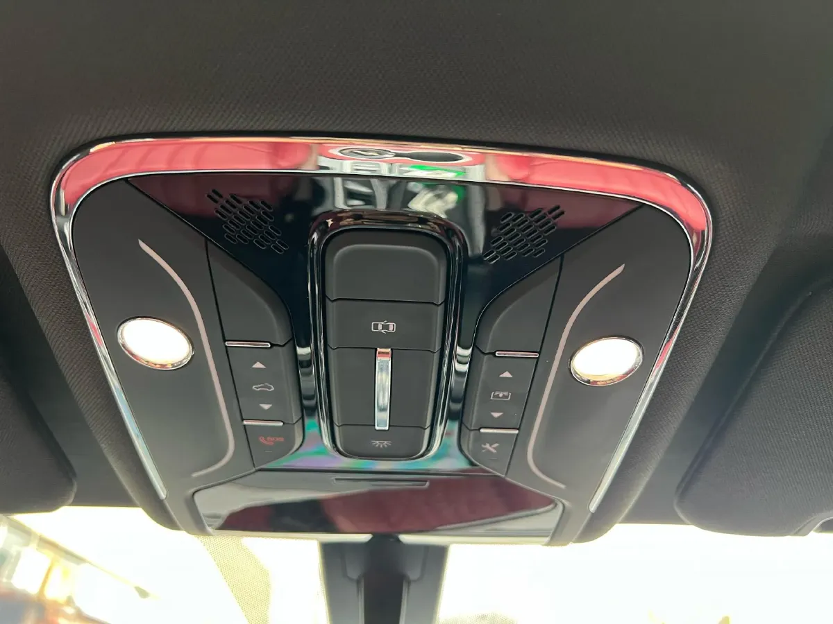 2025 Jetour X70 Plus 1.5T 156HP L4 6DCT,autocango,china used car exporter,china ev exporter,chinese used car exporter,chinese used ev exporter