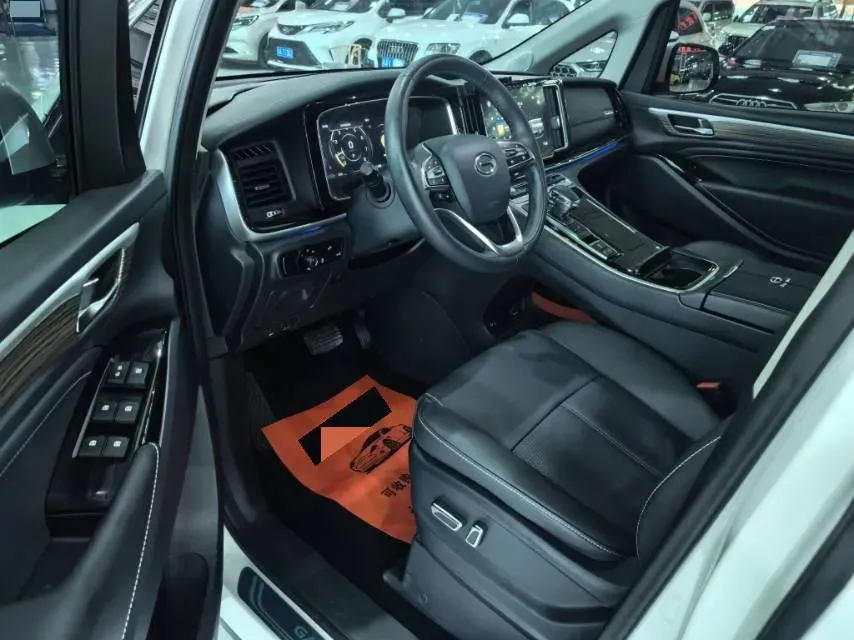 2023 GAC Trumpchi M8 2.0T 252HP L4 8AT,autocango,china used car exporter,china ev exporter,chinese used car exporter,chinese used ev exporter