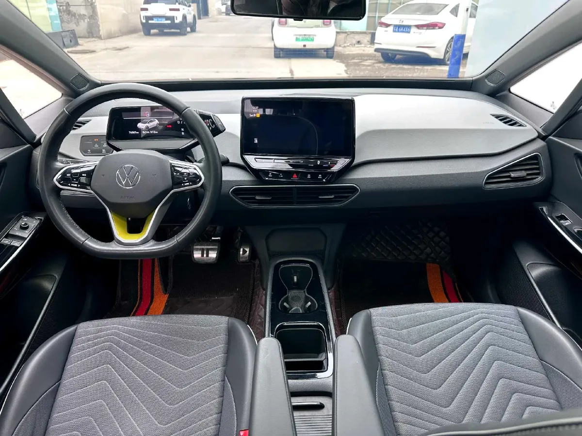 2023 Volkswagen ID.3 BEV 52.8KWH,autocango,china used car exporter,china ev exporter,chinese used car exporter,chinese used ev exporter