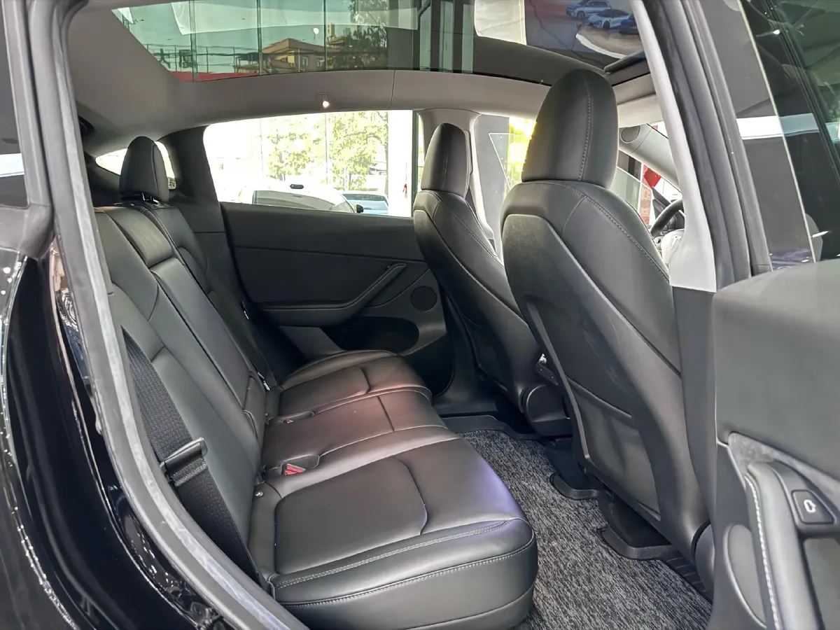 2022 Tesla Model Y BEV 60KWH,autocango,china used car exporter,china ev exporter,chinese used car exporter,chinese used ev exporter